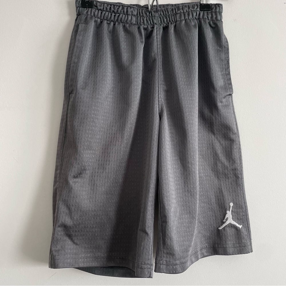 Nike Air Jordan Jumpman Athletic Shorts Youth Size Medium